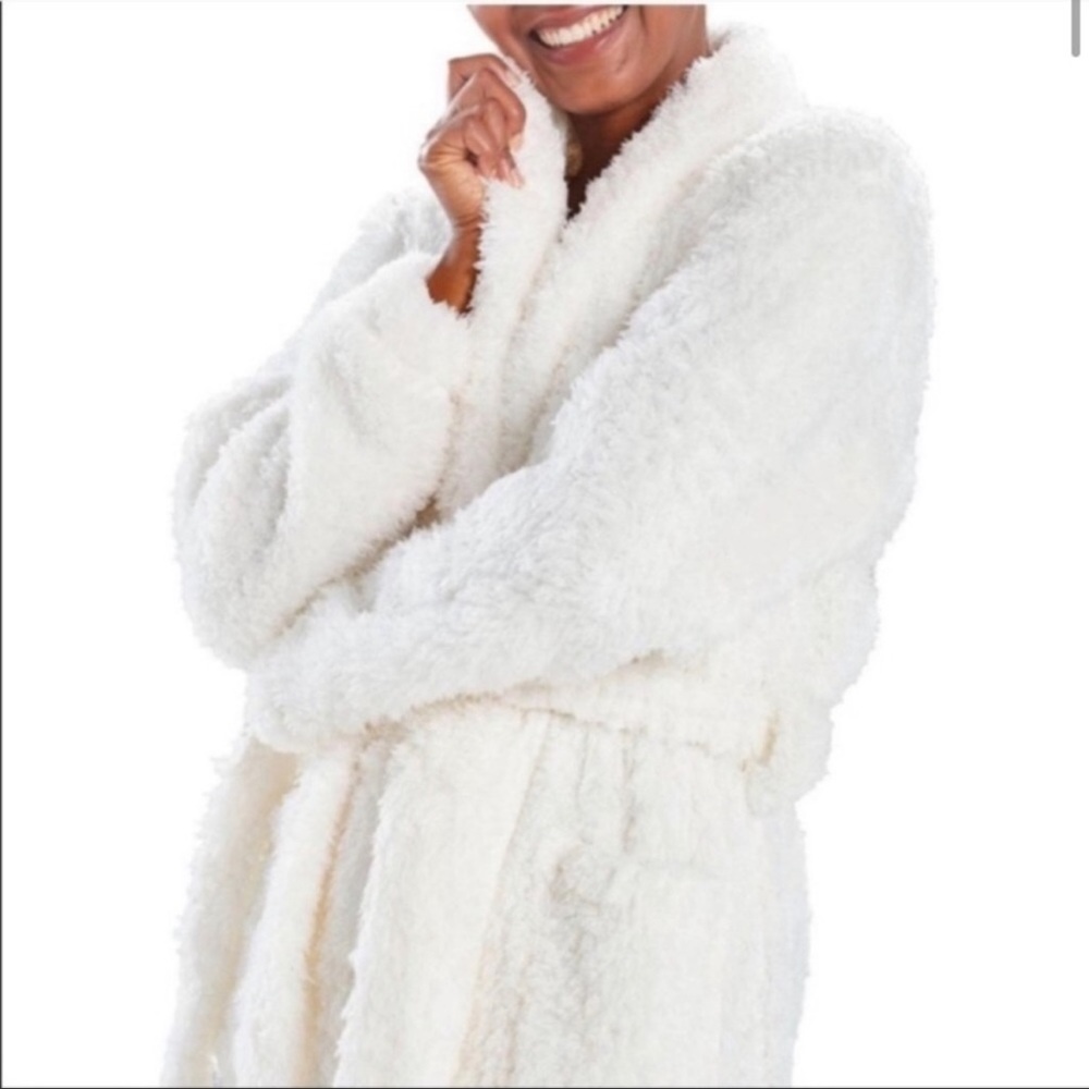 Josie Warm White Dreamcatcher Robe in L/XL - Picture 5 of 17